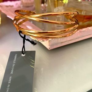 Jules smith cuff bangle NWT